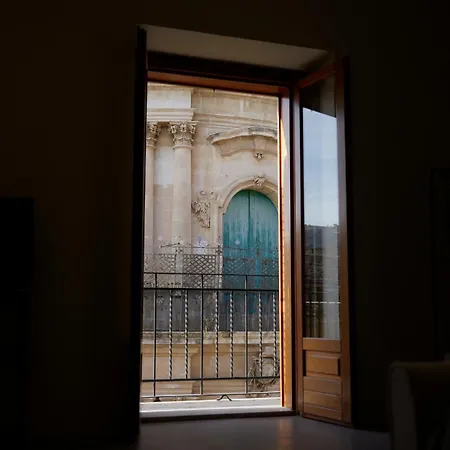 La Terrazza Di Viola Apartment *
